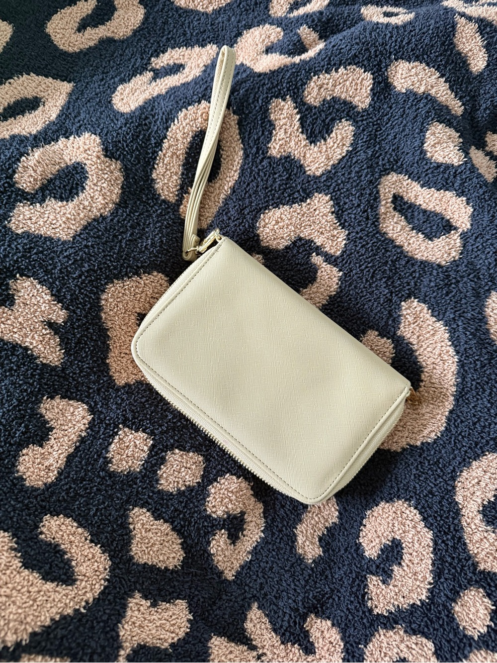 Lost + Wander Cream Zip Wristlet Clutch